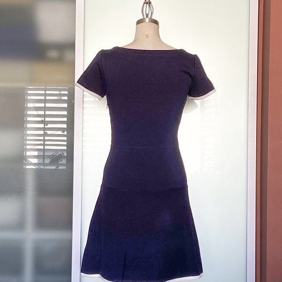 NWT Navy J. Crew drop waist dress with white trim size 2 - Picture 5 of 11